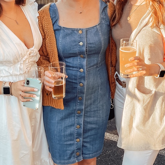 Chambray Dress - Picture 2 of 10